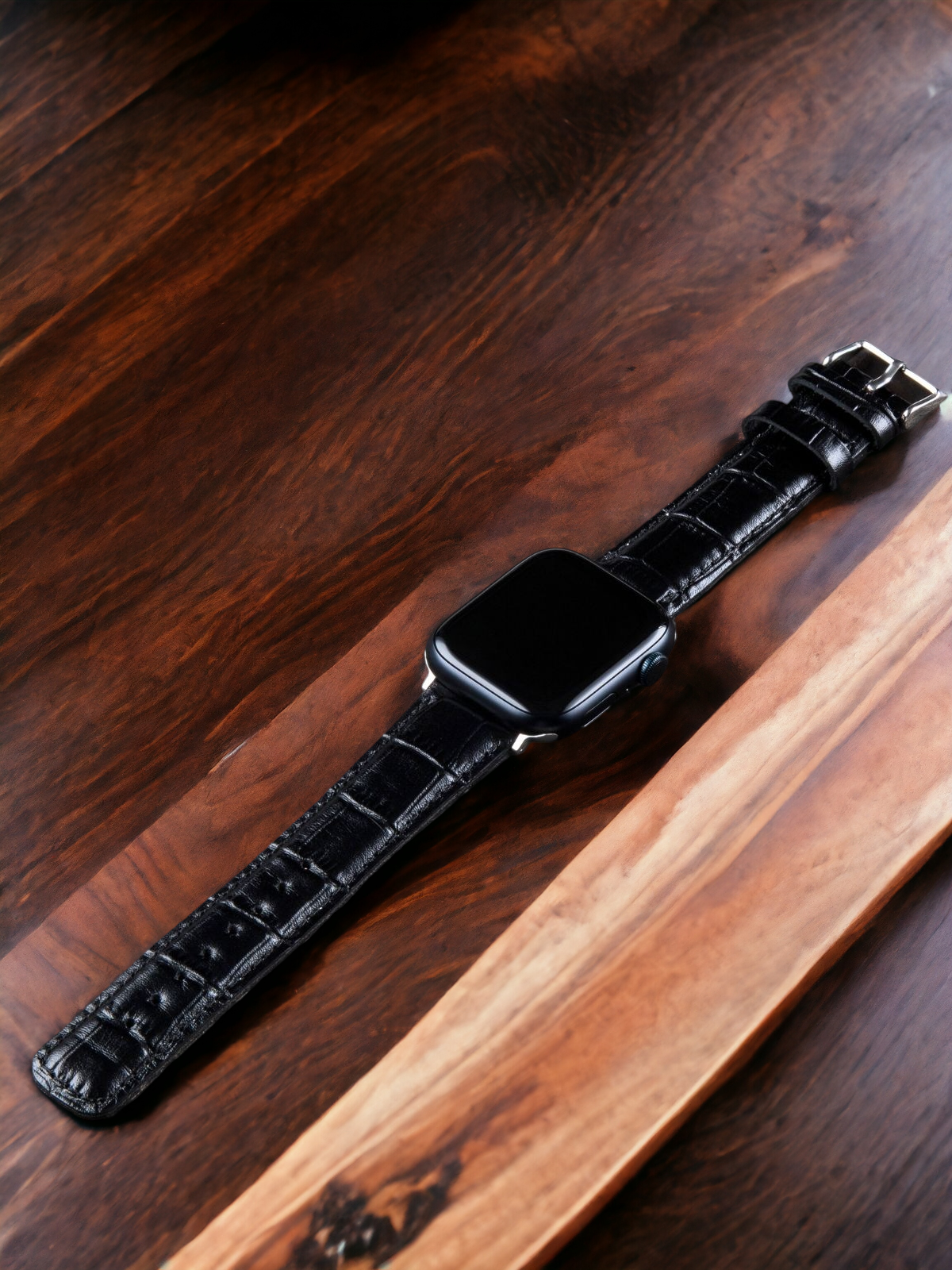 Crocodile Embossed Black Leather Apple Watch Strap ( Black, Brown, Blue, Red, Green )