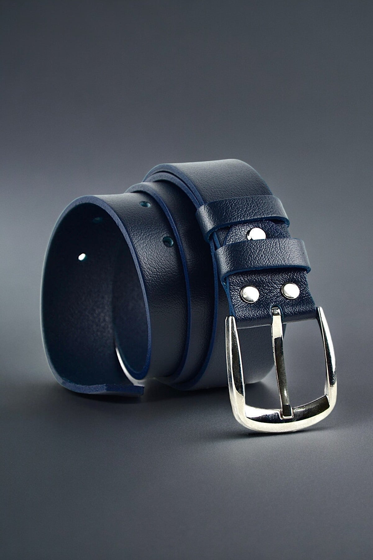 Handmade Leather Belt with Different Color Options  99percenthandmade   