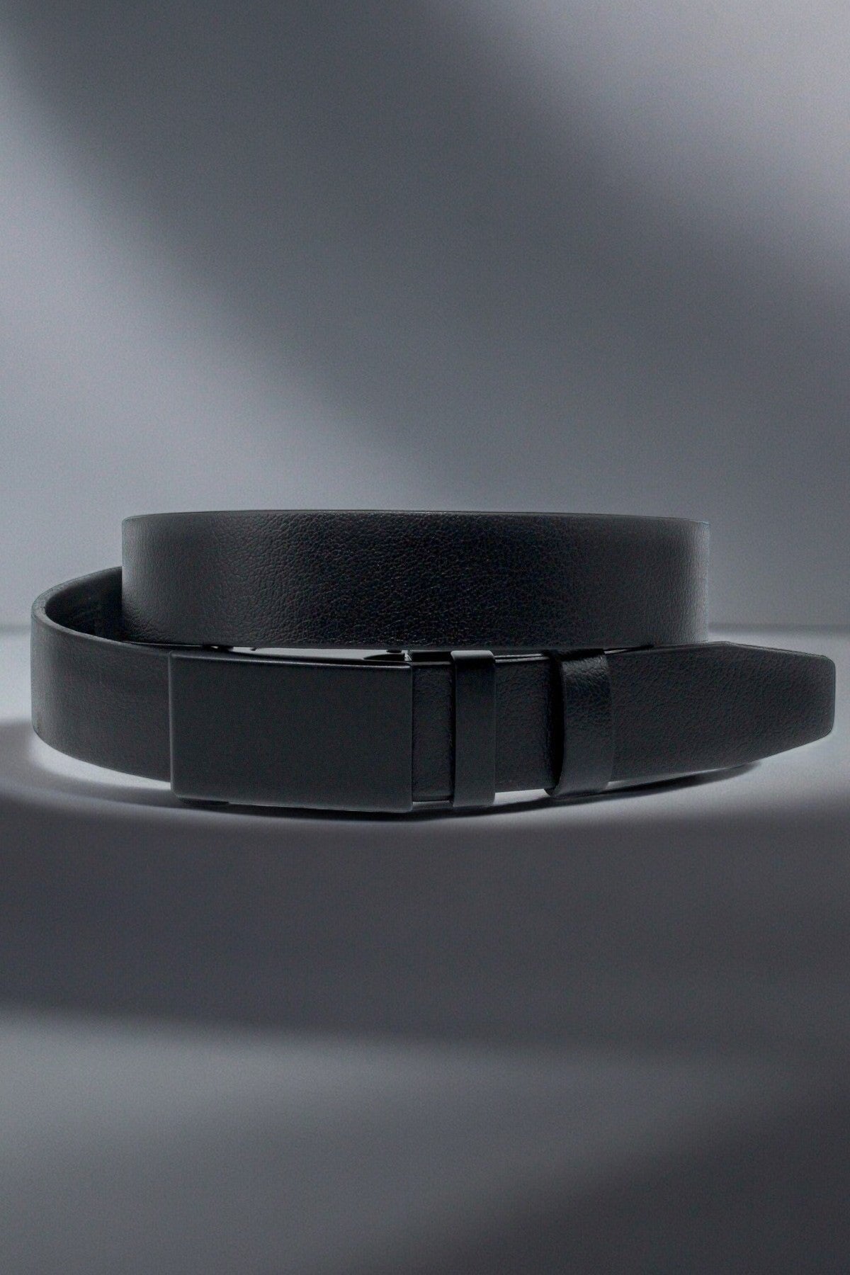 Handmade Leather Belt with Different Color Options  99percenthandmade   