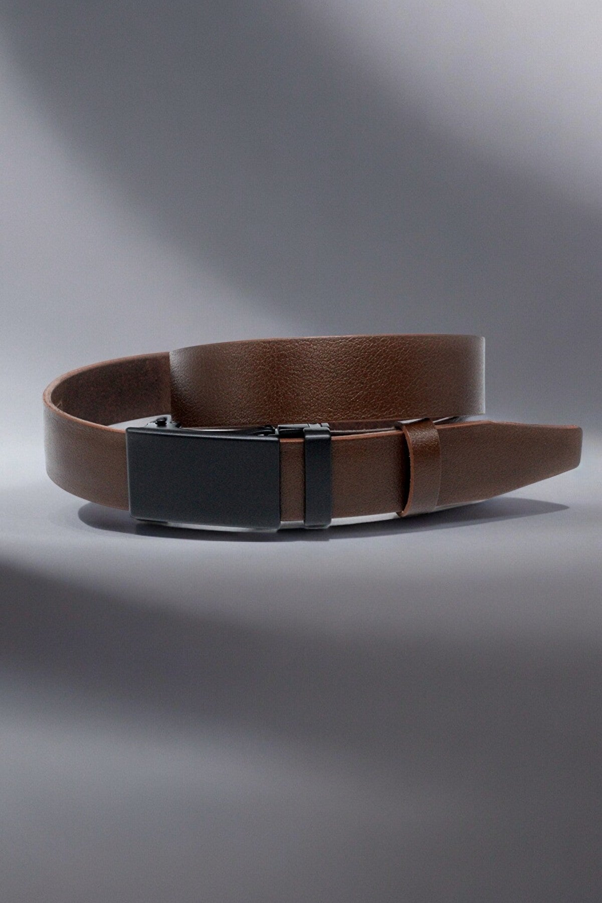 Handmade Leather Belt with Different Color Options  99percenthandmade   