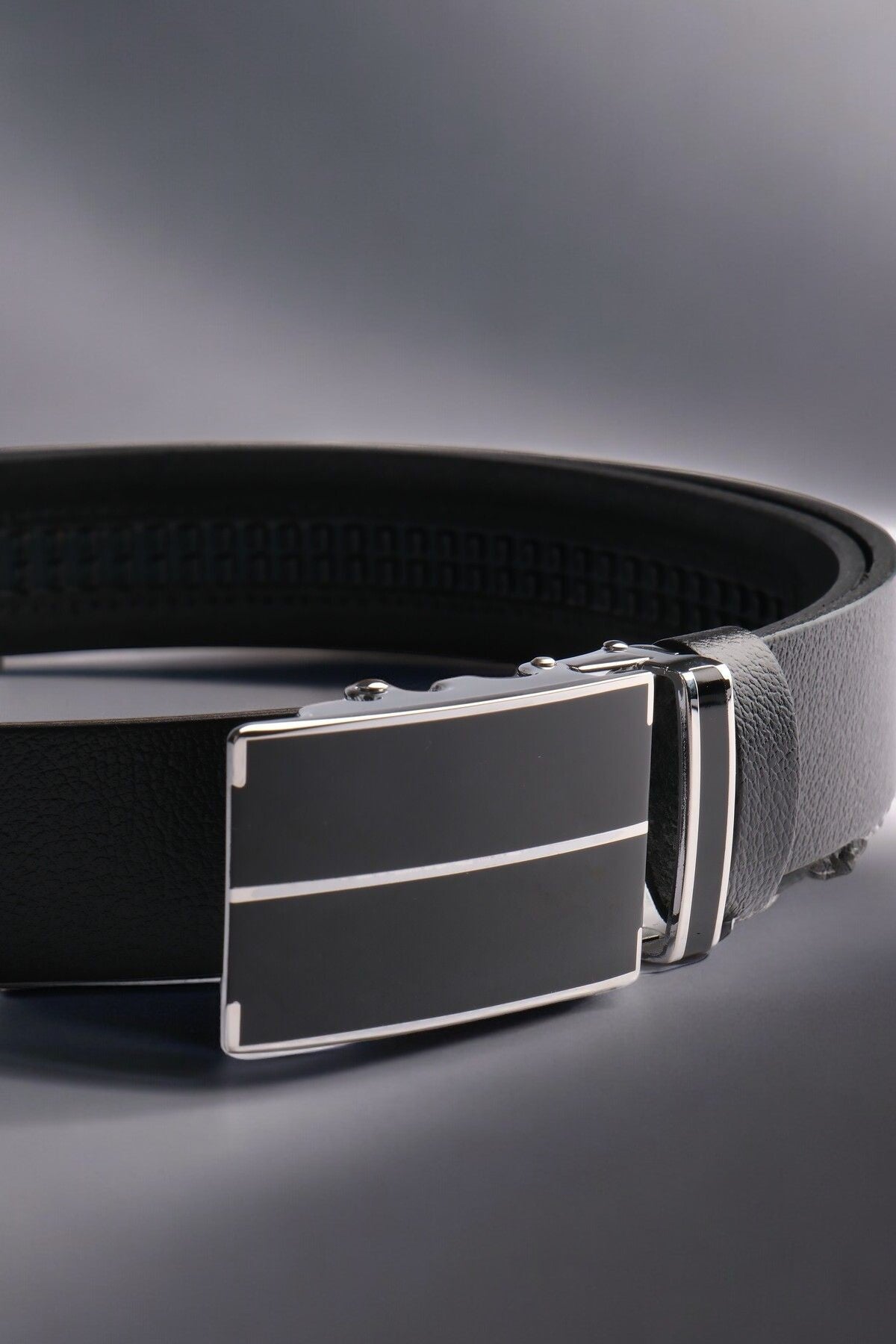 Handmade Leather Belt with Different Color Options  99percenthandmade   