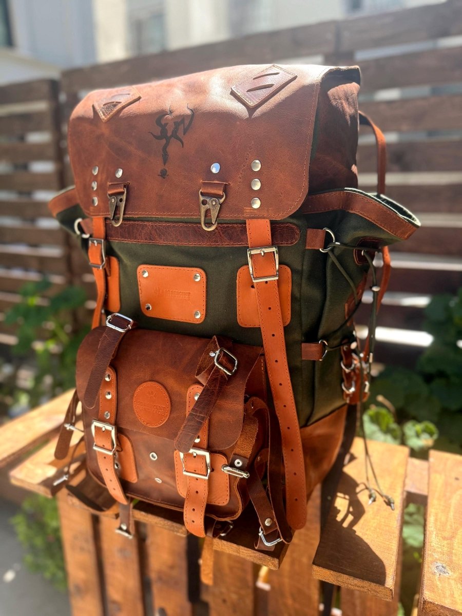 1050s leather backpack Aztec The Roamer Tm 21l Vintage Canvas Backpack