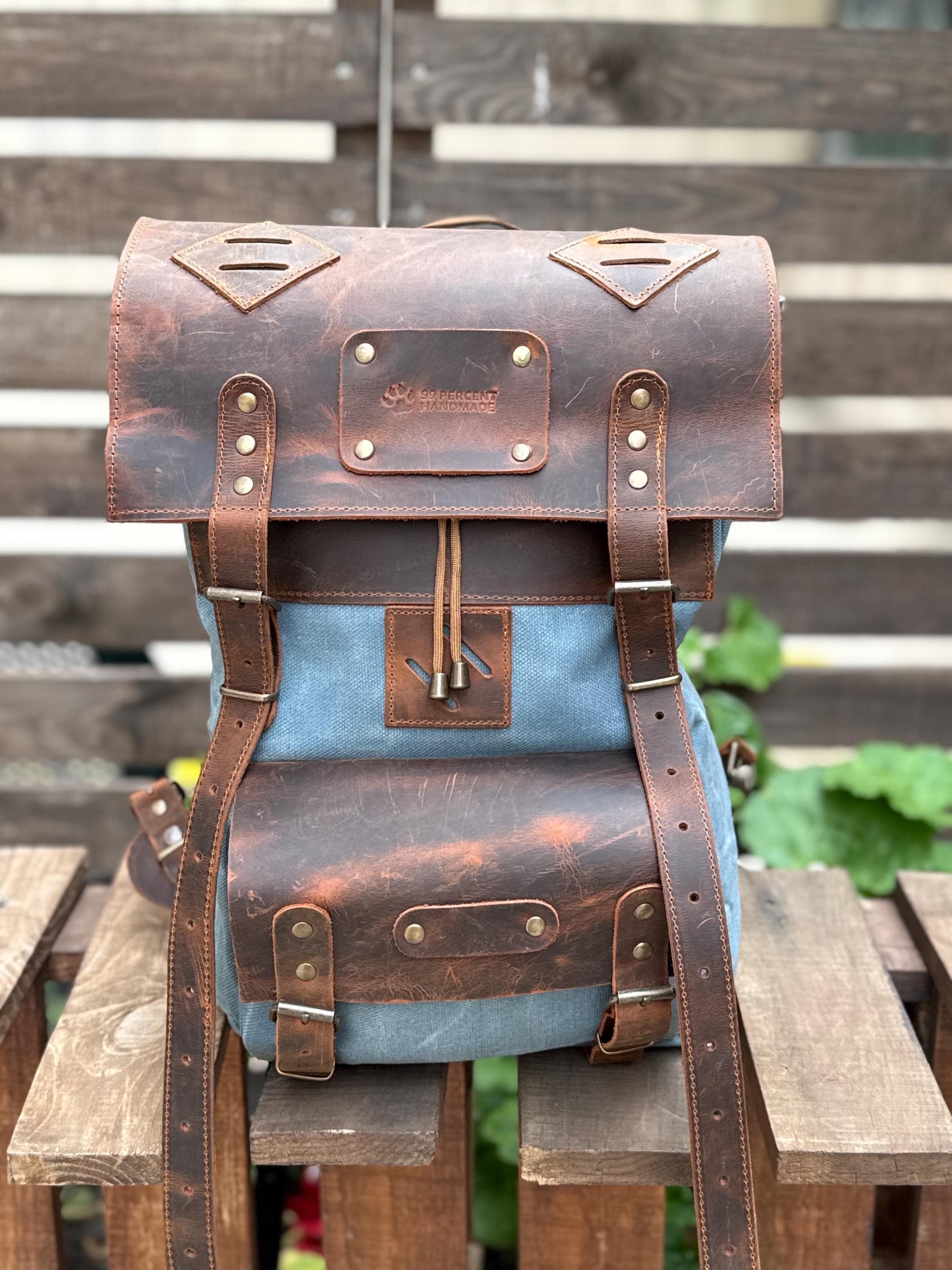Limited Daypack, Brown,Tan,Black, Blue Color, 15L - 25L options. Laptop pocket premimum leather, Citypack, Daily use