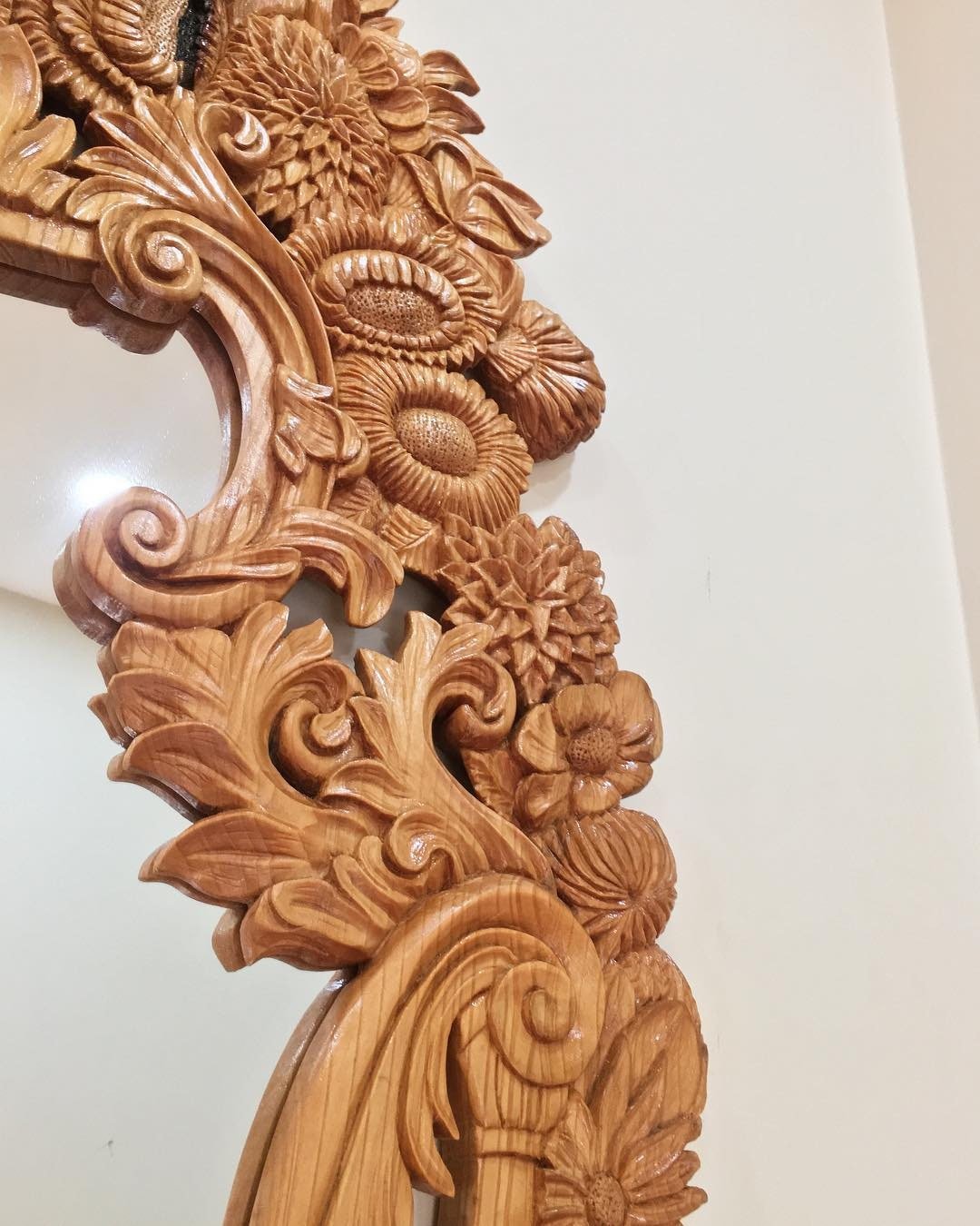 A rare piece of work !  2 months making process, Handmade Wood Carving Mirror Stand Wall Decor  99percenthandmade   