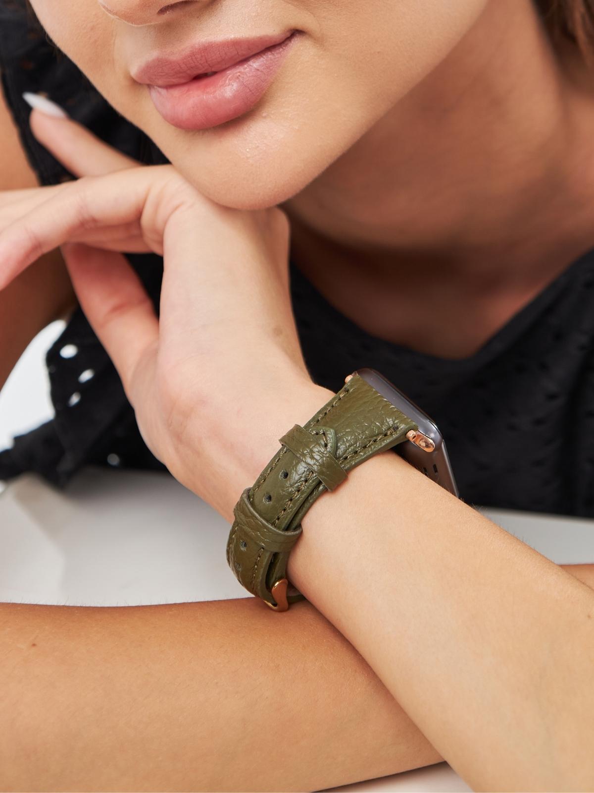 Green Leather Apple Watch Extra Slim Strap  99percenthandmade   