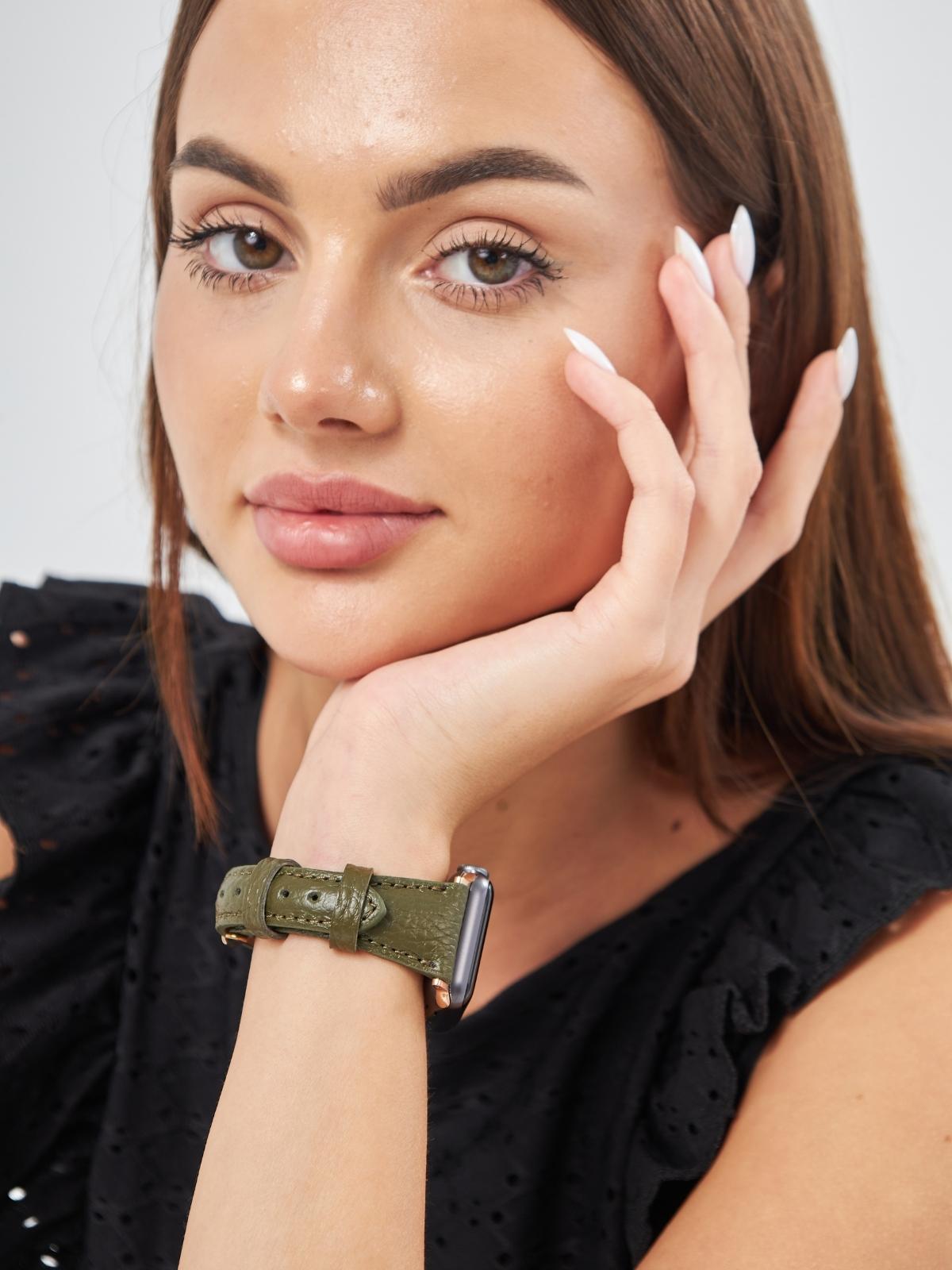 Green Leather Apple Watch Extra Slim Strap  99percenthandmade   