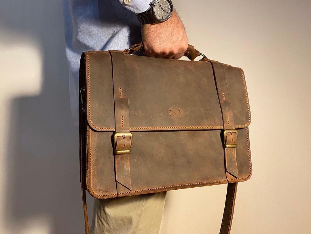 Handmade Grain Leather Crossbody Briefcase with 2 Colour, Messenger bag, Lawyer's Bag, Personalized Handbag, Work Bag , Gift For Him | 35 Cm  99percenthandmade   