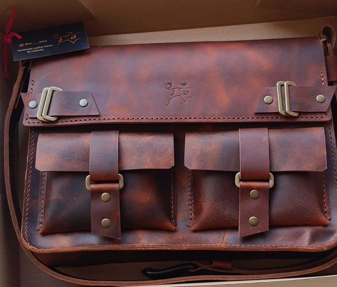 Handmade Grain Leather Crossbody with Hazelnut, Green, Tobacco Colour, Messenger bag, Lawyer's Bag, Personalized Handbag, Work bag | 44 Cm  99percenthandmade   