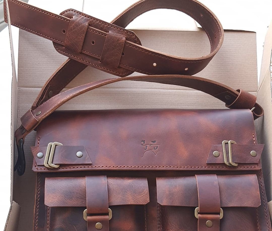 Handmade Grain Leather Crossbody with Hazelnut, Green, Tobacco Colour, Messenger bag, Lawyer's Bag, Personalized Handbag, Work bag | 44 Cm  99percenthandmade   
