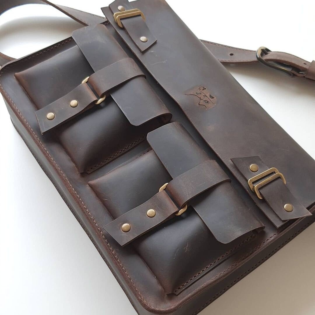 Handmade Grain Leather Crossbody with Hazelnut, Green, Tobacco Colour, Messenger bag, Lawyer's Bag, Personalized Handbag, Work bag | 44 Cm  99percenthandmade   