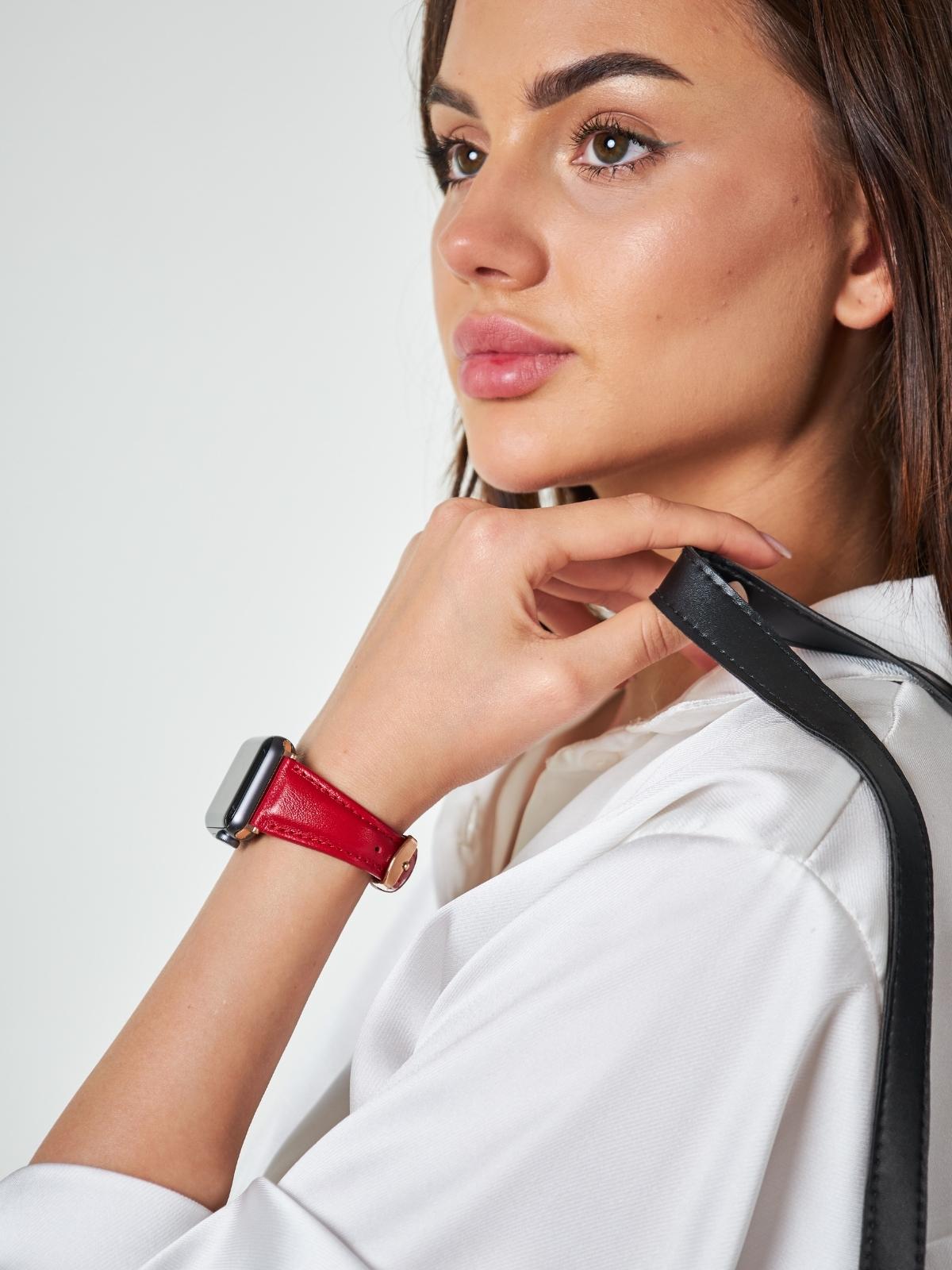 Red Leather Apple Watch Slim Strap  99percenthandmade   