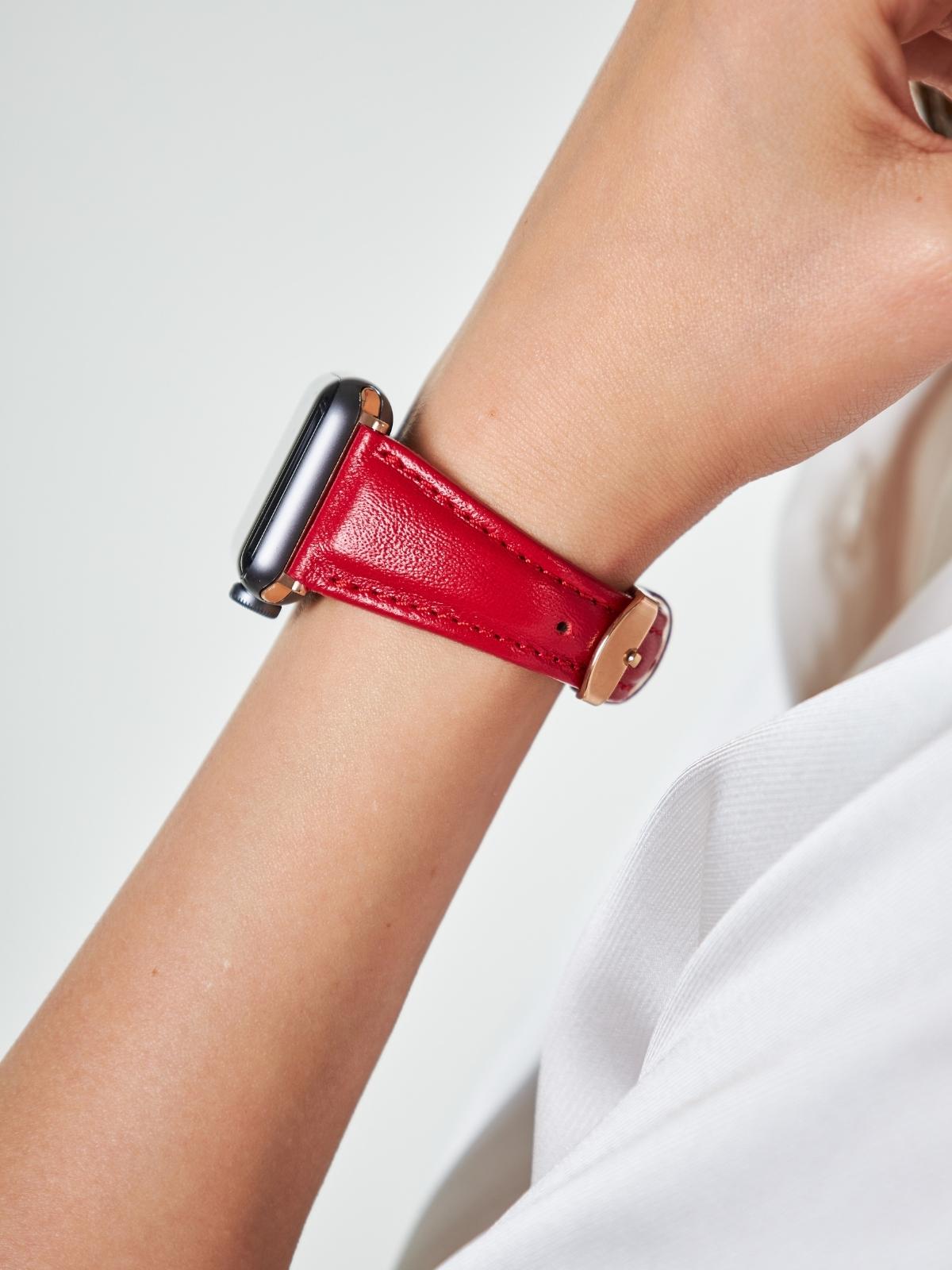 Red Leather Apple Watch Slim Strap  99percenthandmade   
