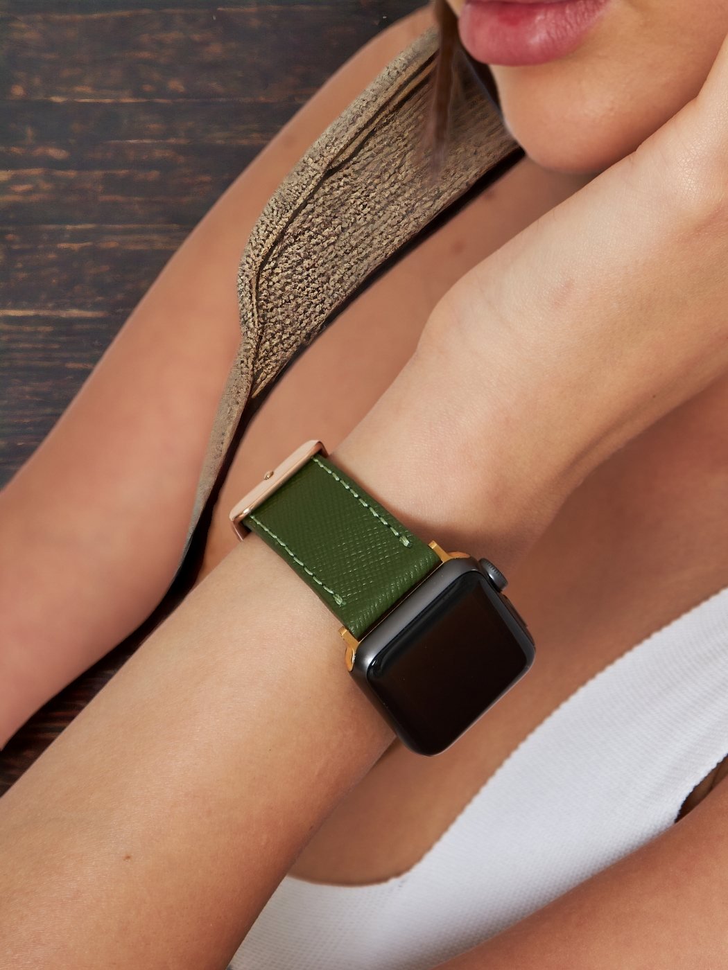 VegTan Green Leather Apple Watch Strap  99percenthandmade   